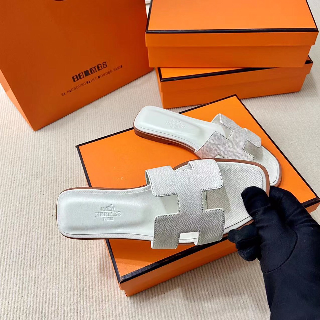 에르메스 올수공 오란 슬리퍼 샌들 앱송 103